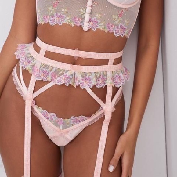 FOR LOVE & LEMONS April Bloom Garter - Picture 6 of 15